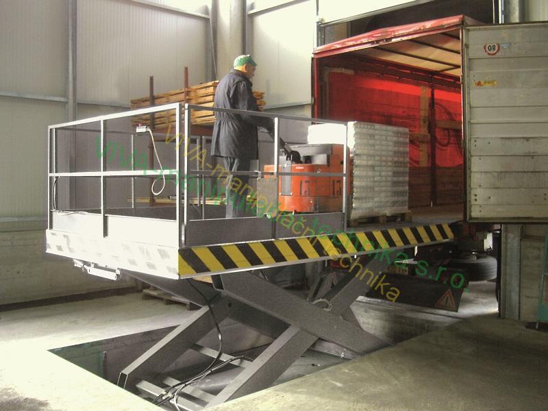 Zvedací plošina pro částečně koncentrovaný náklad  3500 x 2000 mm