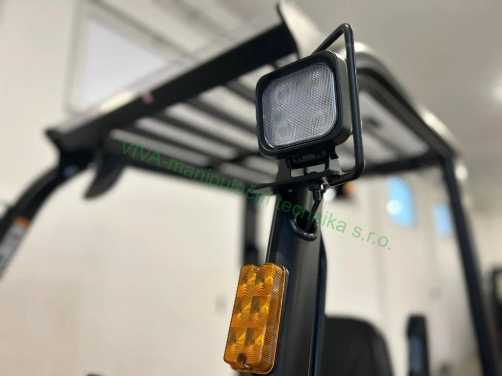 Vozík vysokozdvižný elektrický CPD35-XAJ4-I